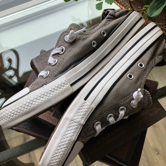 Converse Shoreline Brown or Gray - Size 9 - Picture 6 of 9